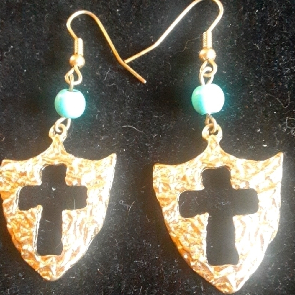 Beautiful Cross Earrings W/Faux Turquoise Bead.